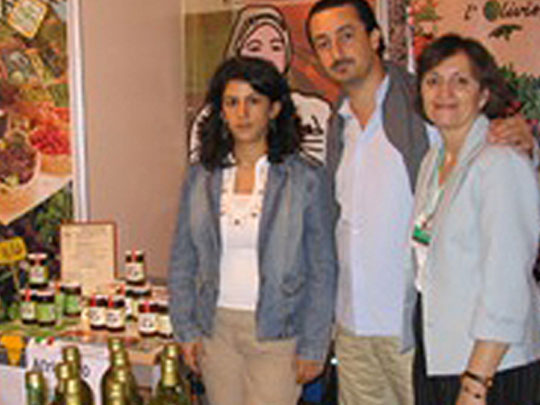 Les Artisans de L'Olivier: A Program of Healthy Basket - Oil bottling line & market expansion research
