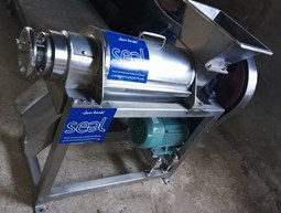 Fruit serum production in Zgharta